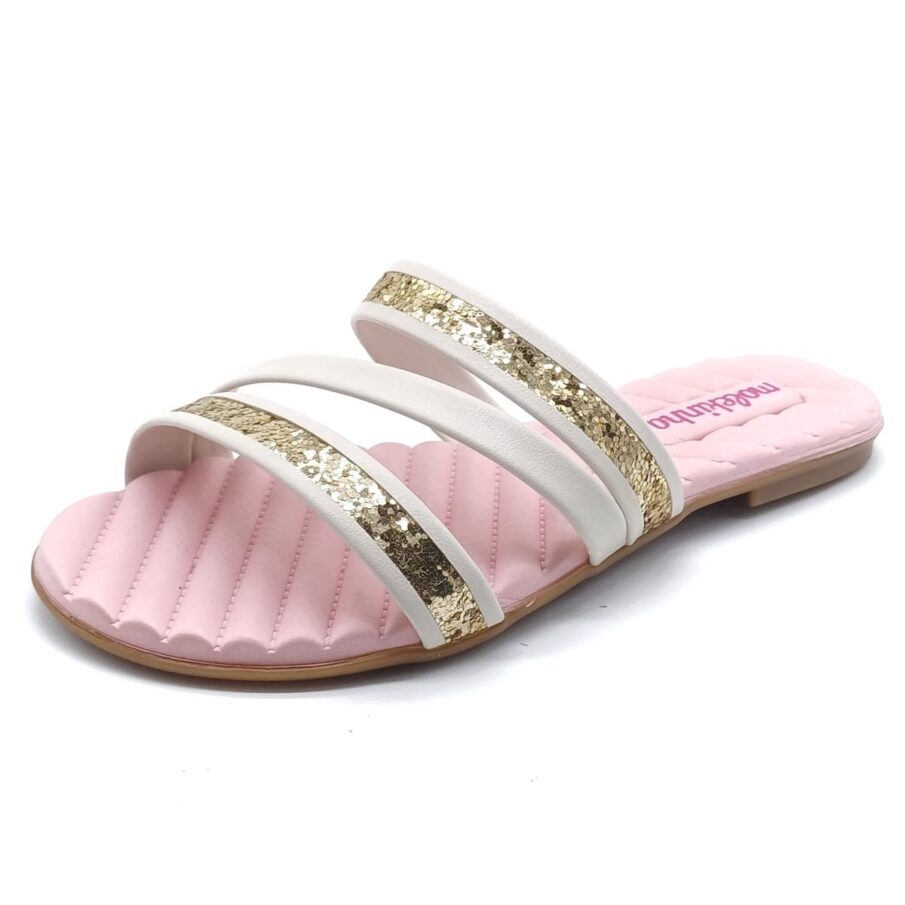 Sandália Rasteirinha Molekinha 2353.105 – Conforto, Moda e Tendência em um Só Calçado